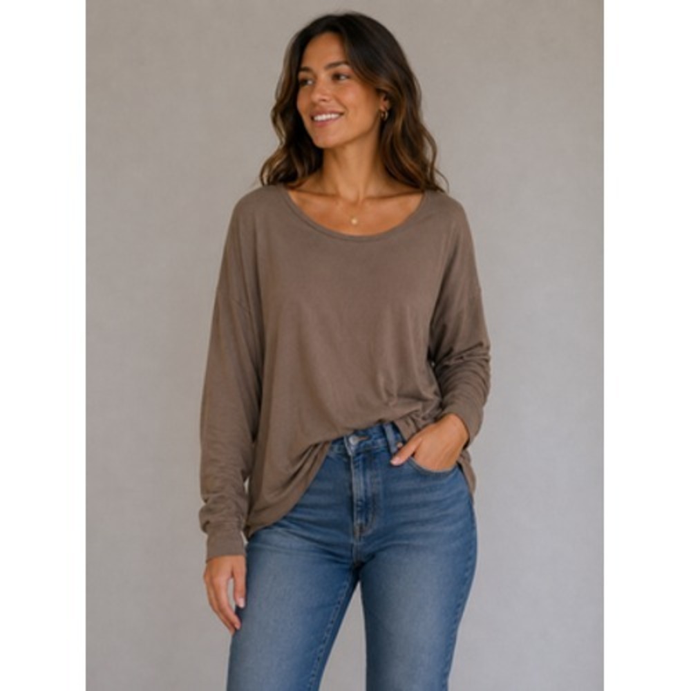 Express Shirt Womens Medium Brown Relaxed Tee Long Sleeve Boat Neck Top